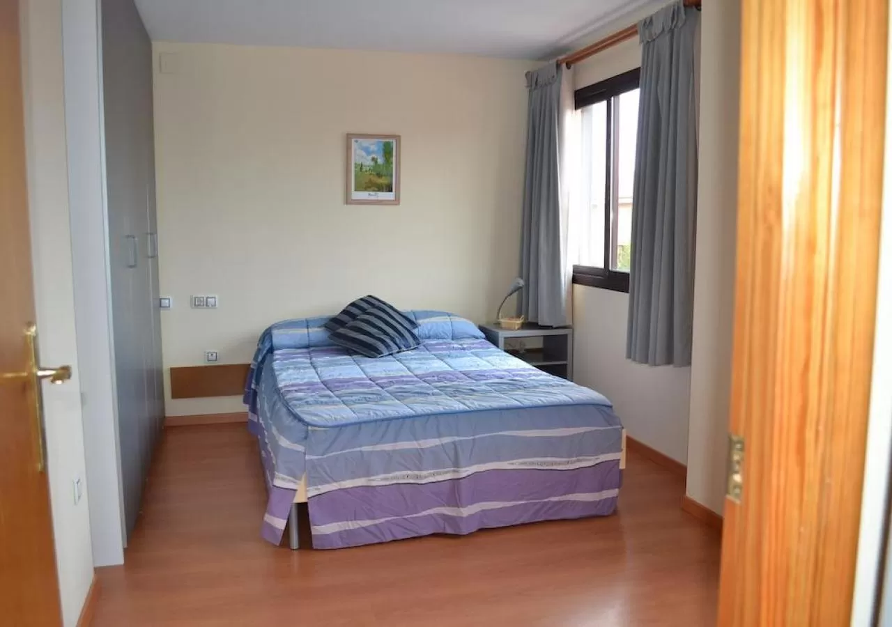 CUARTO 2-2879